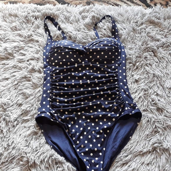 bond-eye Australia Other - Bond-eye Australia polka dot bathing suit size 6